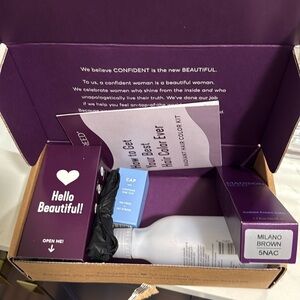 Madison Reed Radiant Cream Color set in Milano Brown (5NAC)